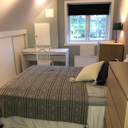 - House By The River * Stryn