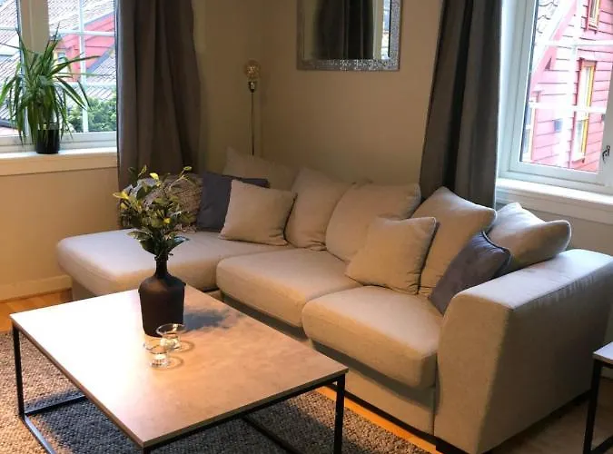 בית נופש - House By The River